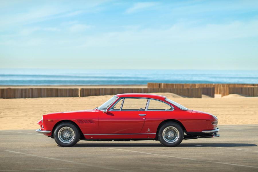  Ferrari 330 GT 2+2 (Series I) 1964 года  (фото 38 из 44)